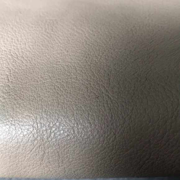 SOLD!!  SOLD!! Authentic Like New Chloe tote bag - Picture 8 of 8